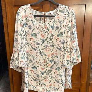 Violet & Claire Floral Print Blouse